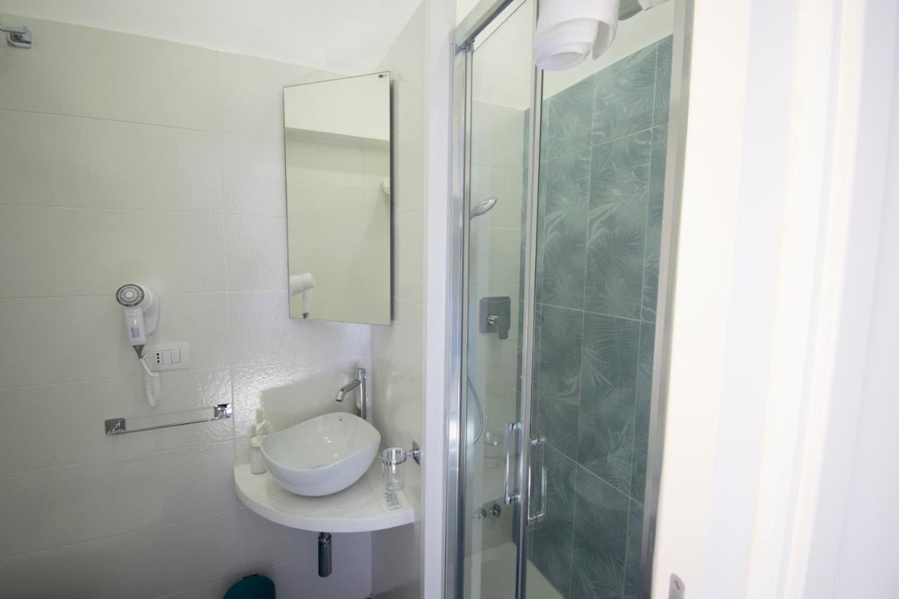 Hotel Knight House Napoli Esterno foto