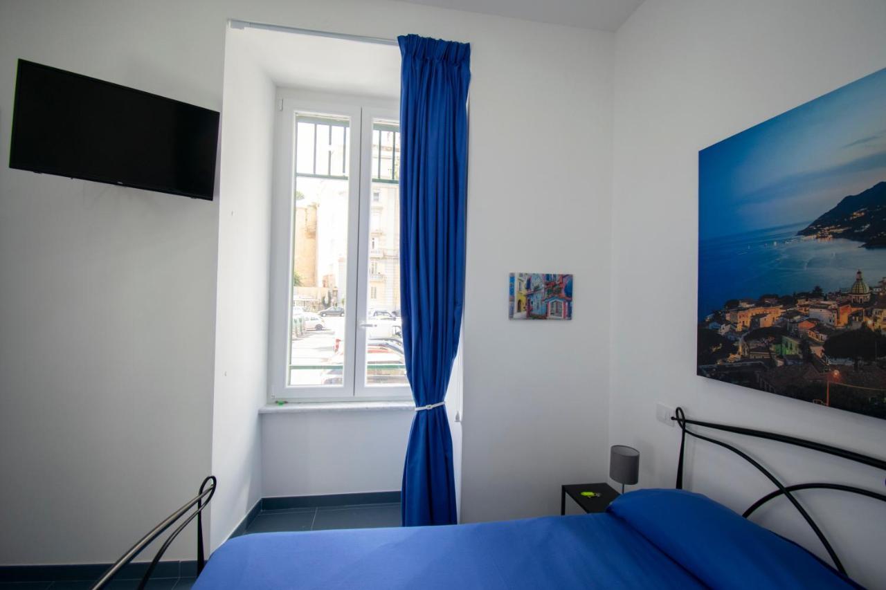 Hotel Knight House Napoli Esterno foto
