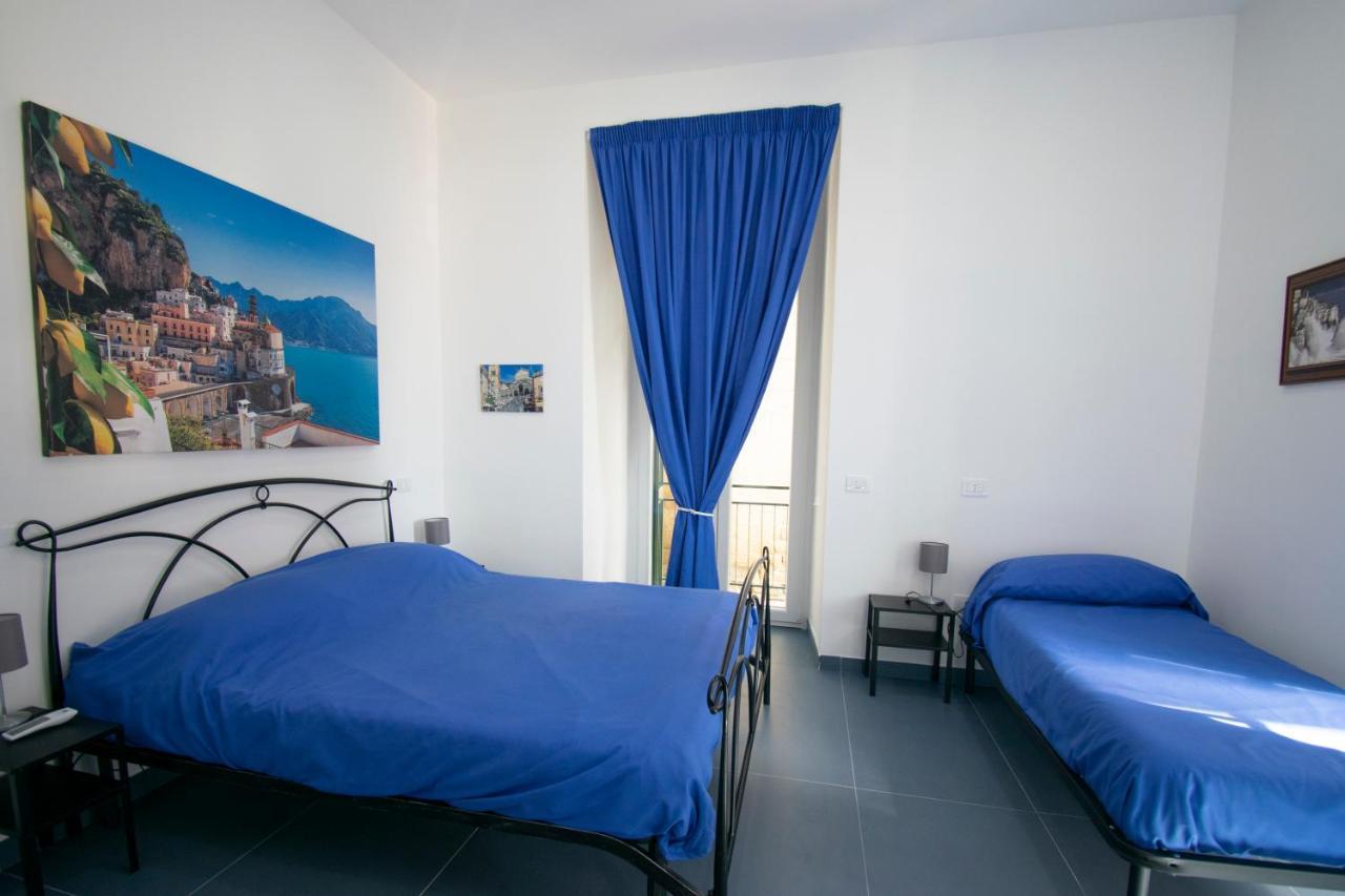Hotel Knight House Napoli Esterno foto