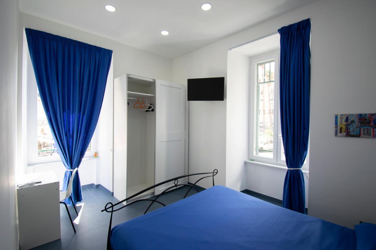 Hotel Knight House Napoli Esterno foto