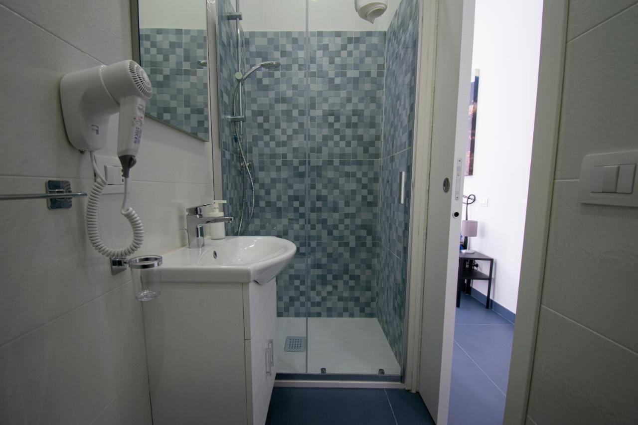 Hotel Knight House Napoli Esterno foto